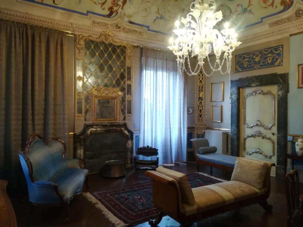 Boutique Apartment Urbino Eksteriør bilde