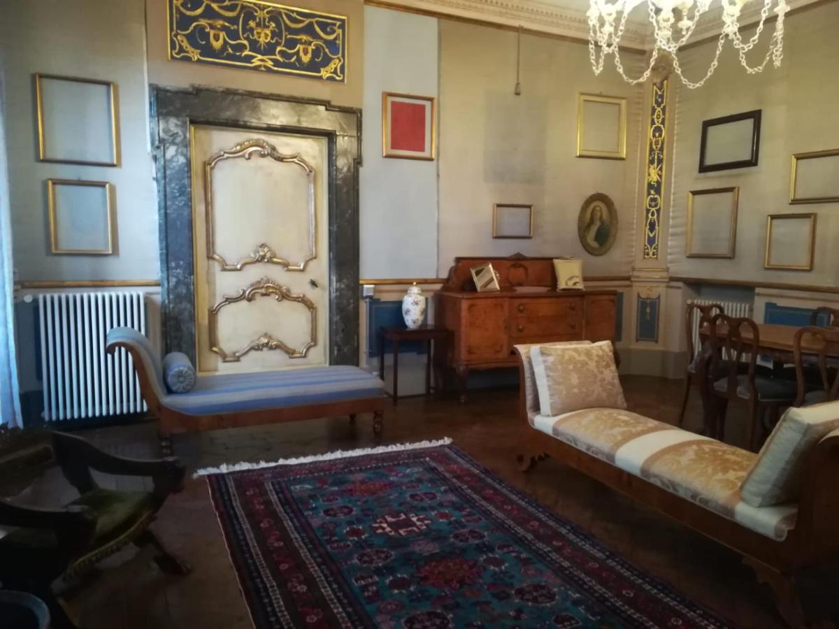 Boutique Apartment Urbino Eksteriør bilde