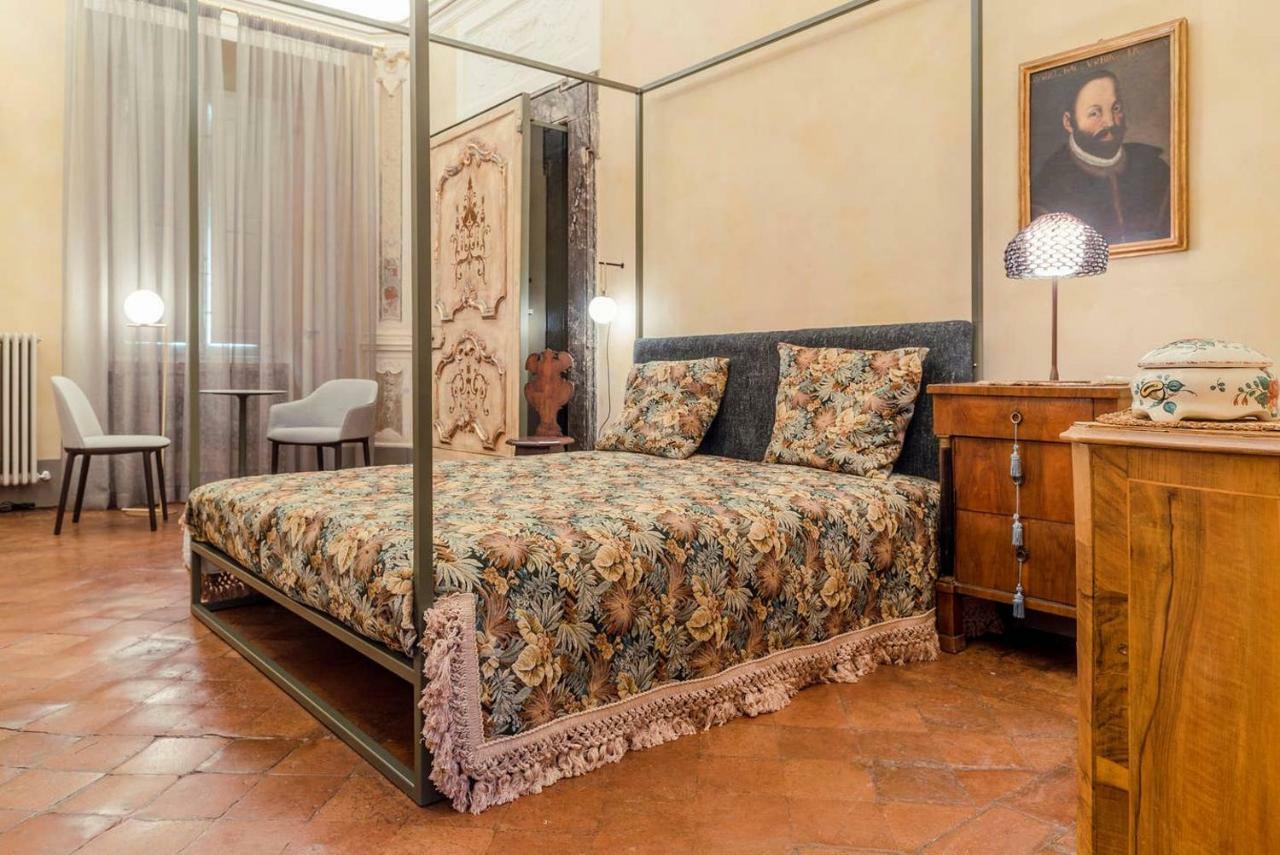 Boutique Apartment Urbino Eksteriør bilde