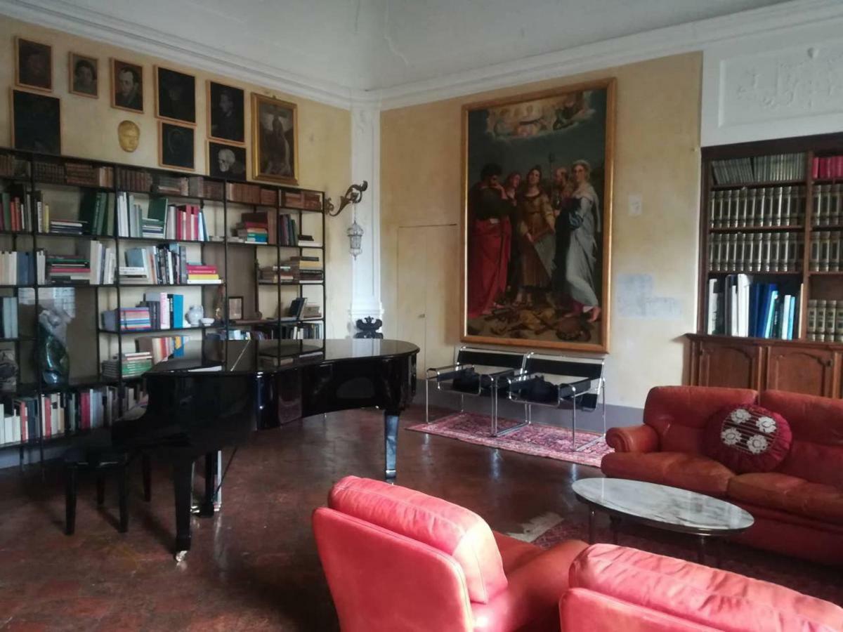 Boutique Apartment Urbino Eksteriør bilde